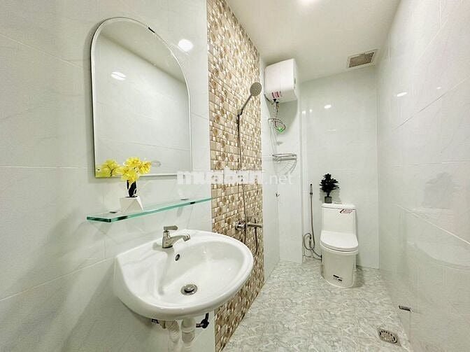 Căn hộ QUẬN 5.Phòng mới 100%.ko chung chủ.Giờ giấc tự do.có thang máy