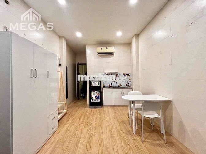 🏡 STUDIO CỬA SỔ TRỜI FULL NỘI THẤT ➖ VÒNG XOAY DÂN CHỦ Q10, Q3