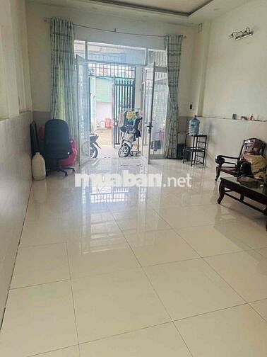 cho thuê nhà nguyên căn nha 2 p ngủ d xe hơi P thống nhất
