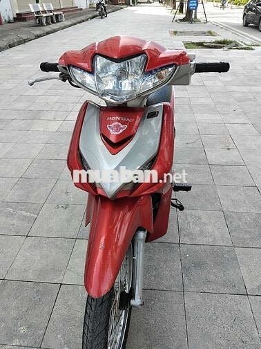 Xe honda đời mới có Fi.còn mới toanh như xe mới
