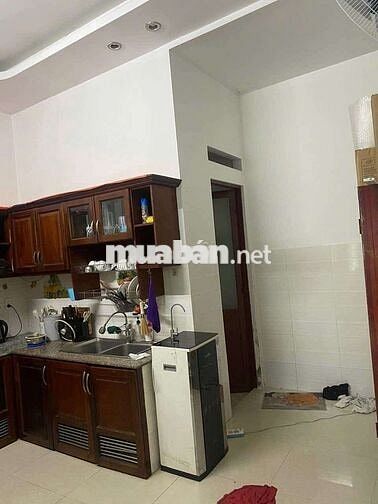 Nhà 1 trệt 2 lầu hẻm 118 đường số 8 BHH B bình tân