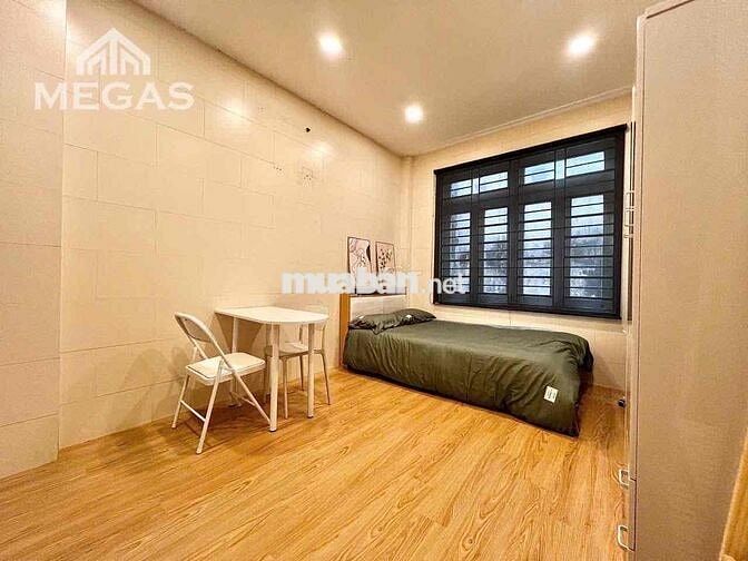 🏡 STUDIO CỬA SỔ TRỜI FULL NỘI THẤT ➖ VÒNG XOAY DÂN CHỦ Q10, Q3