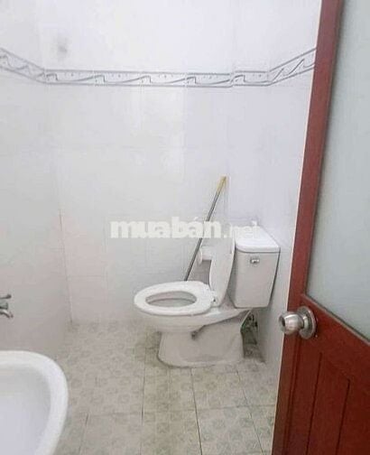 Nhà 1 trệt 2 lầu hẻm 118 đường số 8 BHH B bình tân