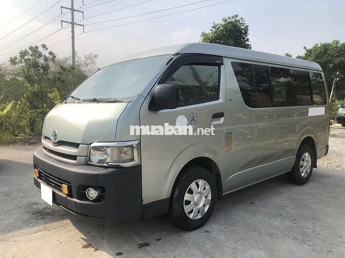 Toyota Hiace 2007 tải van 6 chổ 900kg màu xám