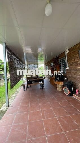 Bán nhà vườn 2000m2, 2 mặt tiền siêu đẹp, giá hợp lý