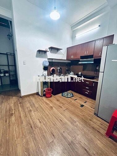 MẶT BẰNG KINH DOANH - 4 x 20 - FULL NỘI THẤT - CÓ CHỔ Ở LẠI