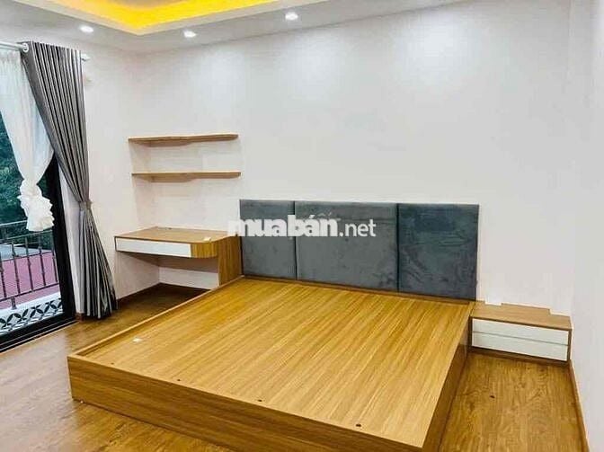 BÁN NHÀ PHAN TRỌNG TUỆ, HUỲNH CUNG 33M,5 TẦNG GẦN Ô TÔ GIÁ 5,6 TỶ.