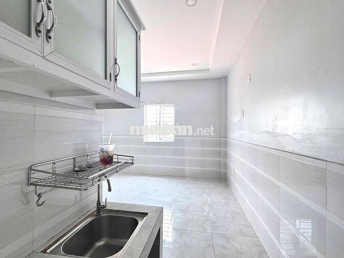 CĂN HỘ TẠI TRẦN XUÂN SOẠN GẦN UFM