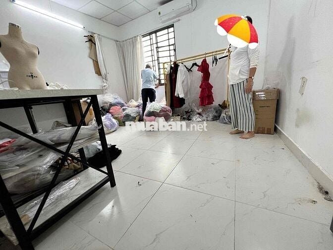 Cho thuê nguyên căn Thống Nhất p11, giá 13tr/tháng