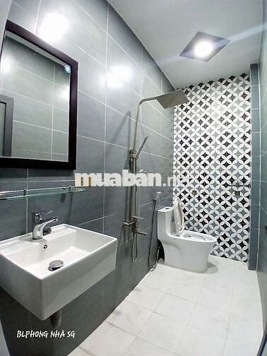 🏘NHÀ MỚI - NGANG 5M - HUỲNH TẤN PHÁT - SỔ VUÔNG - CỬA HẬU -5Đ XÍU TL