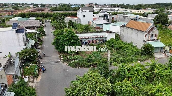 BÁN GẤP LÔ GÓC 2 MẶT TIỀN – ĐƯỜNG NHỰA 10M – KHU TÁI ĐỊNH CƯ KCN THÀ