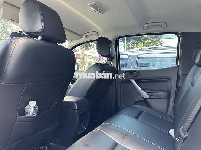 Ford Ranger 2022 số sàn, bảo hành 2026, vay70%