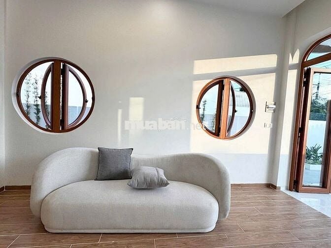 Bán Biệt Thự Vườn mặt tiền đường Liên Hoa