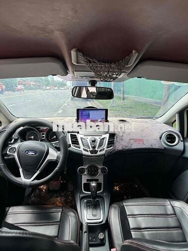 Ford Fiesta 2013 1.6 AT Hatchback - 100000 km