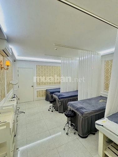THANG MÁY -MẶT TIỀN LÀNG HOA PHÚ NHUẬN CHO THUÊ 