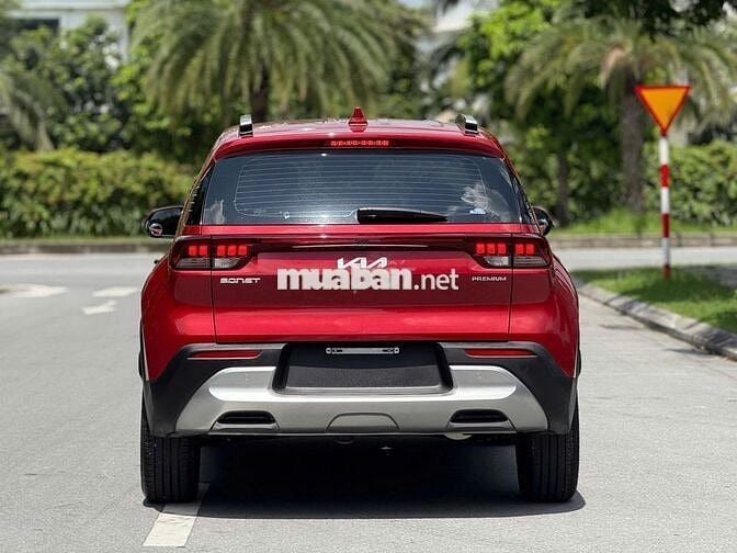 Kia sonet sx 2023 premium