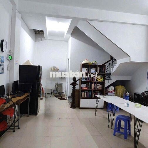 Cho Thuê Nhà Đường Hồ Văn Huê, Phú Nhuận ( Cho Làm CHDV - Tự Do )