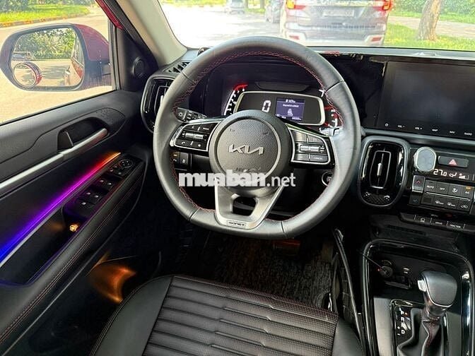 Kia sonet sx 2023 premium