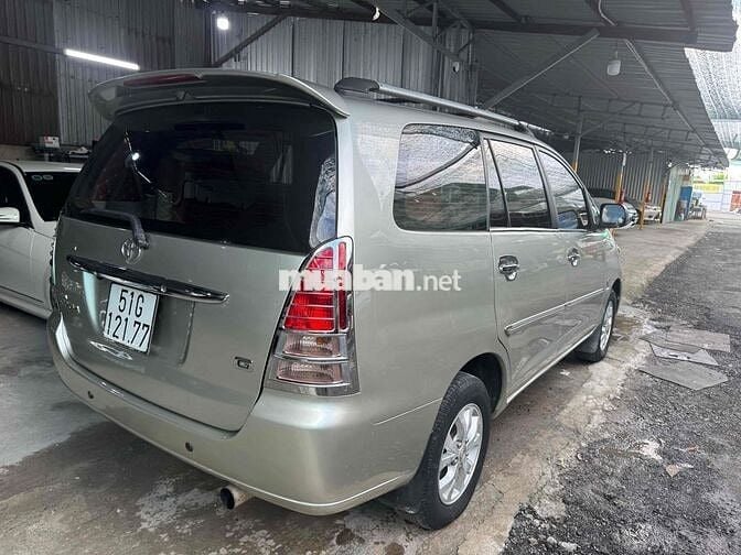 Toyota Innova 2006 G - 150000 km