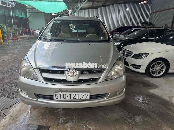Toyota Innova 2006 G - 150000 km