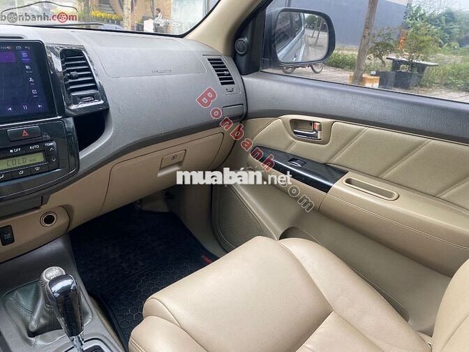 Xe Toyota Fortuner 2.7V 4x4 AT 2013 - 386 Triệu