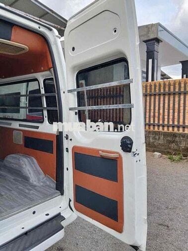 Ford Transit van 6 chỗ đời 217