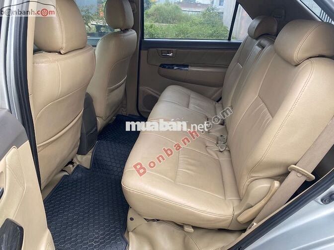 Xe Toyota Fortuner 2.7V 4x4 AT 2013 - 386 Triệu