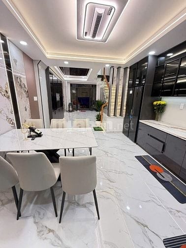 Bán Nhà 61/3 Đường Số 2,BHHB,BÌNH TÂN DT:4-18M2 4.5Lau 4Pn.5Wc 6ty