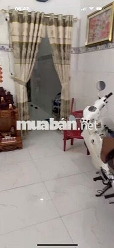 BÁN GẤP NHÀ CẤP 4 LONG PHƯỚC GẦN CẦU ÔNG ME LỚN GIÁP PHƯỜNG 4 TPVL