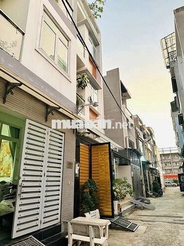 Bán lô đất HXH nằm trong Vạn Phúc CiTy HBP Thủ đức giá 5 tỷ SHR