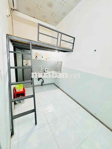 🔥PHÒNG GÁC GIÁ RẺ SẴN MÁY LẠNH_NGUYỄN KIỆM_GẦN NGÃ 4 PHÚ NHUẬN