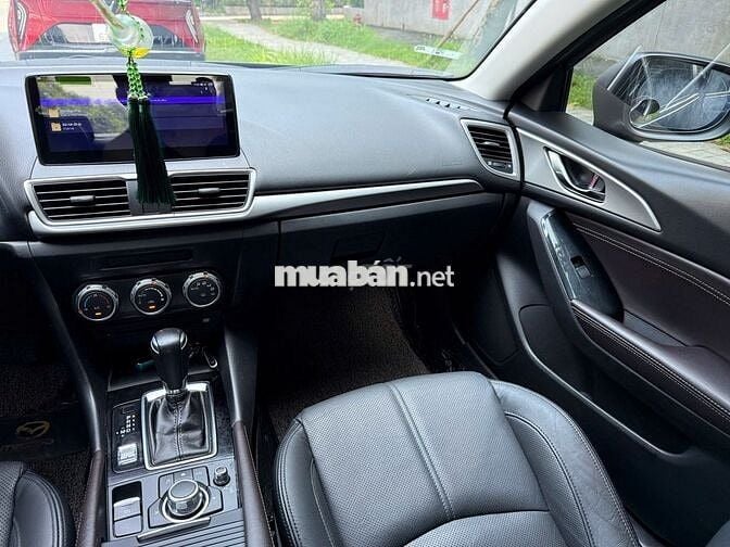 Mazda 3 1.5 sx 2018