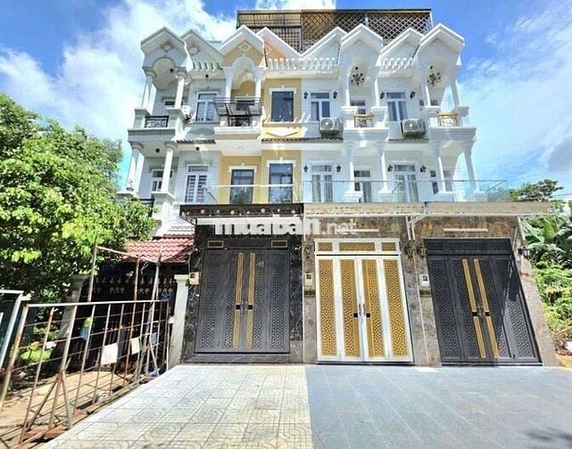 BÁN NHÀ BAO MỚI - XE HƠI TỚI NHÀ - SÂN TRƯỚC ĐẬU ĐƯỢC 2 CHIẾC XE HƠI