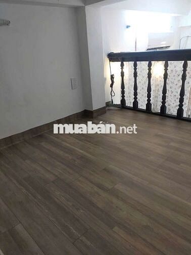 Nhà cho thuê 1 trệt 1 gác có máy lạnh tủ lạnh
