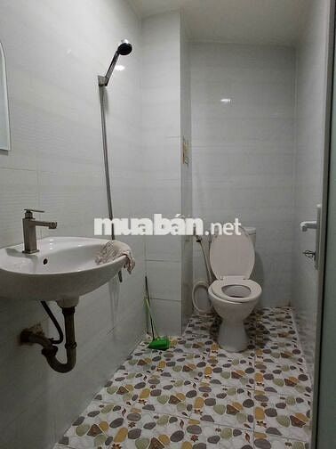 CHO THUÊ LẦU TRỆT NHÀ AN BÌNH P5 Q5