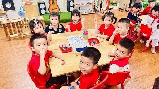 Hàng hiếm!Bán căn hộ chung cư KĐT Việt Hưng,DT 85 m,3PN,hơn 5 tỷ.