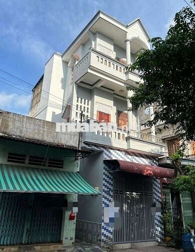 Cho thuê nhà 2 lầu 8 phòng trọ gần 550 kdc bình hòa