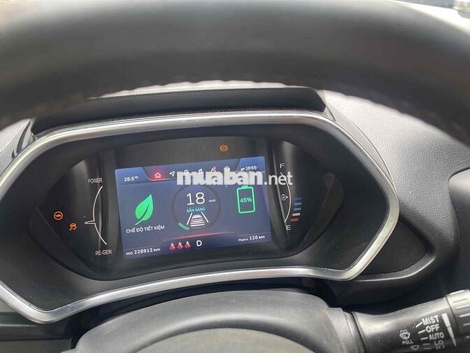 VinFast VFe34 2022 - 220000 km