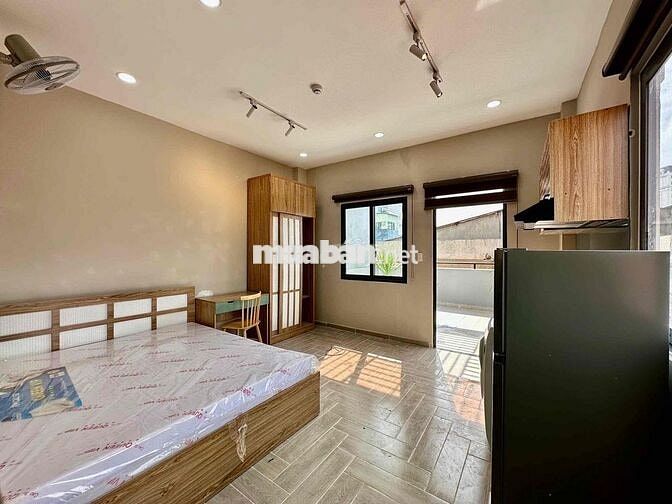 CHDV Thiết Kế Đẹp_Full Nội Thất Ban Công_Thang Máy_gần UEH CSB, Q10,Q3