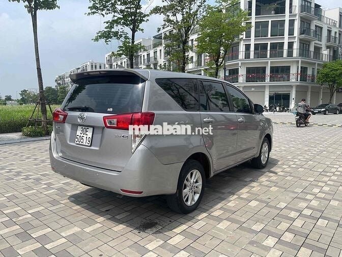 Toyota Innova 2017 2.0E  một chủ xe đẹp suất sắc