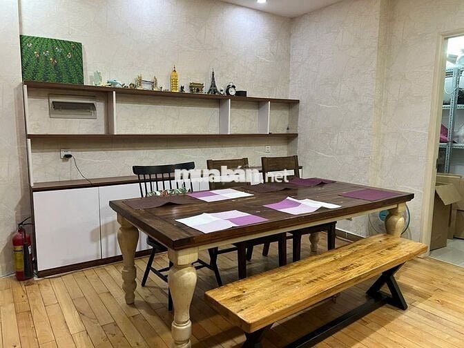 Cho thuê căn góc 160m2 3PN 4WC Full nội thất cao cấp tại cc Era Town