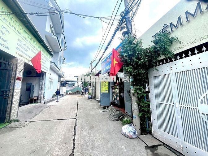 BÁN ĐẤT TẶNG NHÀ 2 TẦNG CÁCH PHẠM VĂN ĐỒNG VÀI BƯỚC CHÂN_HẺM XE TẢI