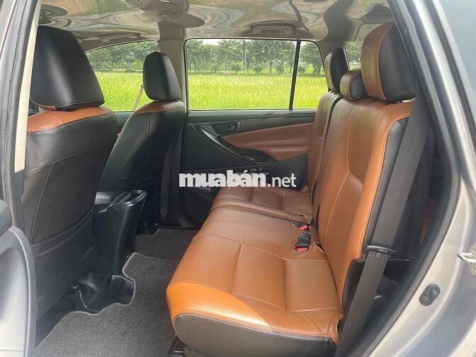 Toyota Innova 2017 2.0E  một chủ xe đẹp suất sắc