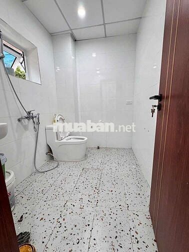 🔥 Nhỉnh 5 tỷ – HIẾM CĂN TT LÔ GÓC phố Tây Kết- 3 THOÁNG