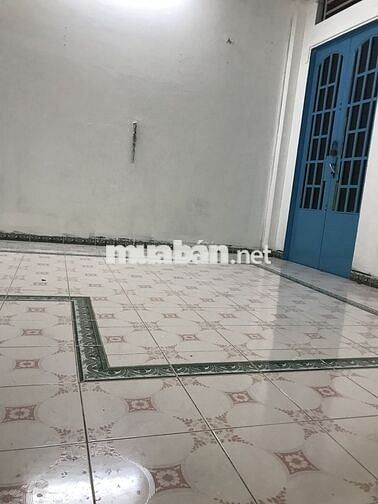 Nhà mới sửa, sạch sẽ, 1 lầu đúc, 4m x 6m, 1PN, 2WC, hẻm 2m Bà Hom