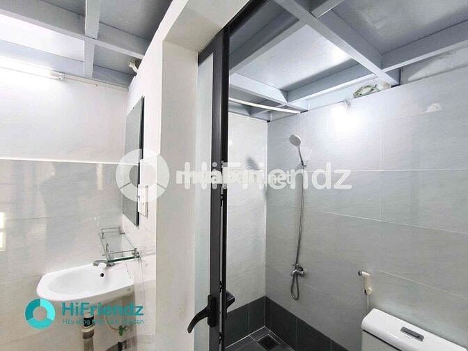 Duplex Mới Xây - Ngay Vòng Xoay Kinh Dương Vương - Sẵn Máy Lạnh
