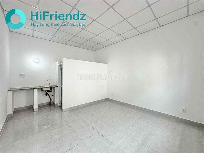 KHAI TRƯƠNG PHÒNG STUDIO CHO SV ĐH NGUYỄN TẤT THÀNH Q12
