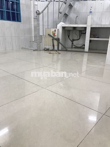 Nhà mới sửa, sạch sẽ, 1 lầu đúc, 4m x 6m, 1PN, 2WC, hẻm 2m Bà Hom