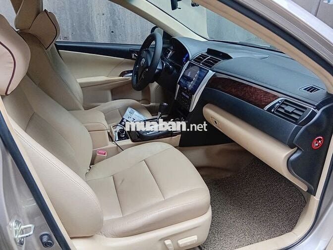 Toyota Camry 2015 2.0E - 68000 km