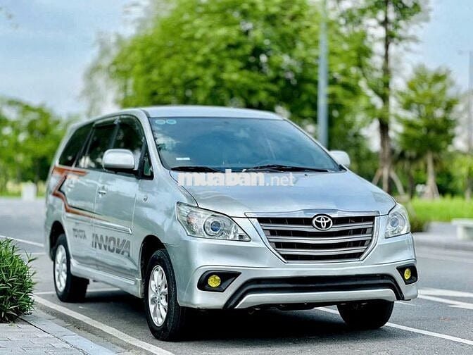 Toyota innova 2014
